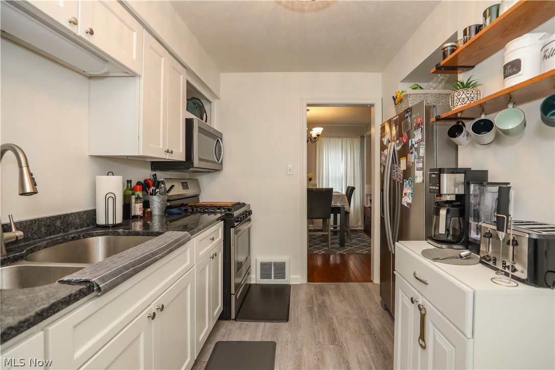 748 Cedar Avenue Ravenna OH 44266