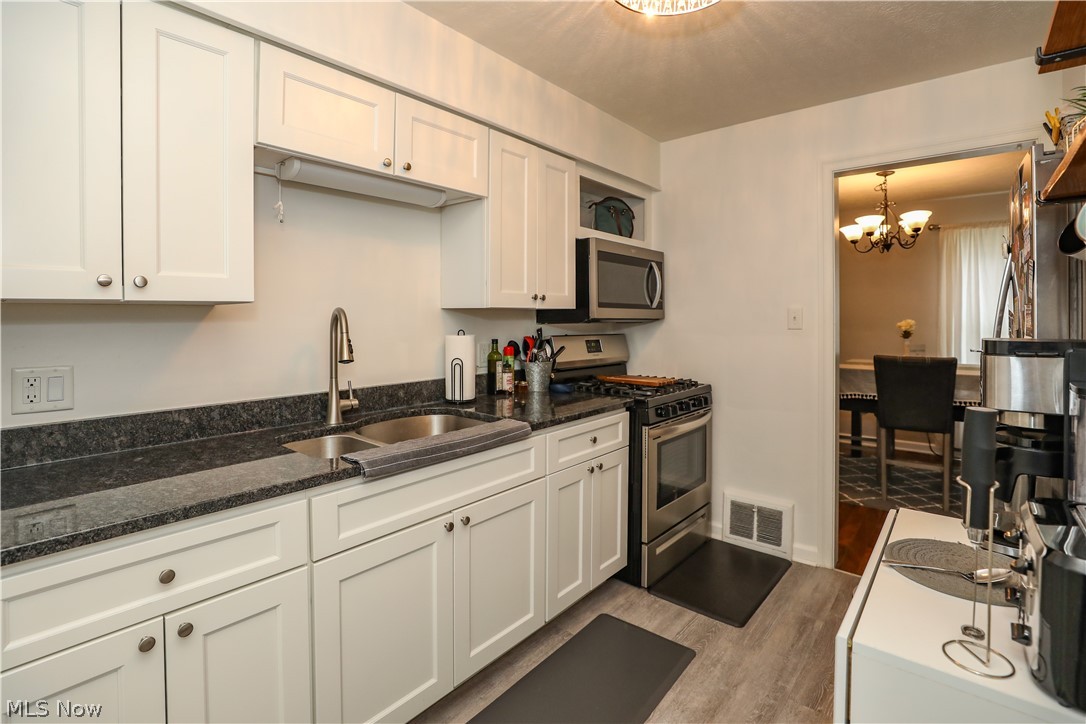 748 Cedar Avenue Ravenna OH 44266