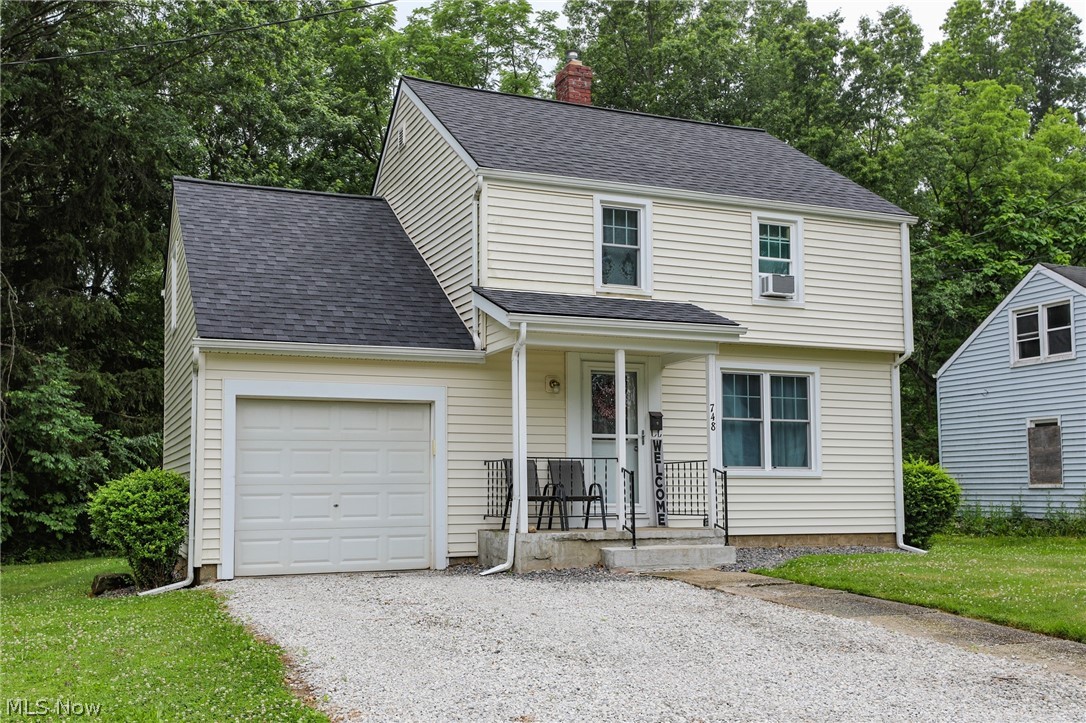 748 Cedar Avenue Ravenna OH 44266