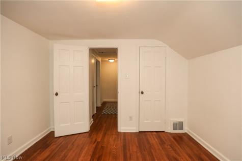 748 Cedar Avenue Ravenna OH 44266