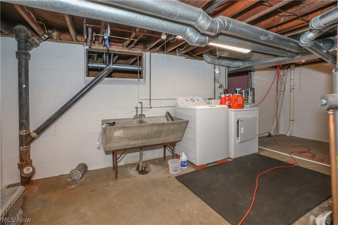 748 Cedar Avenue Ravenna OH 44266