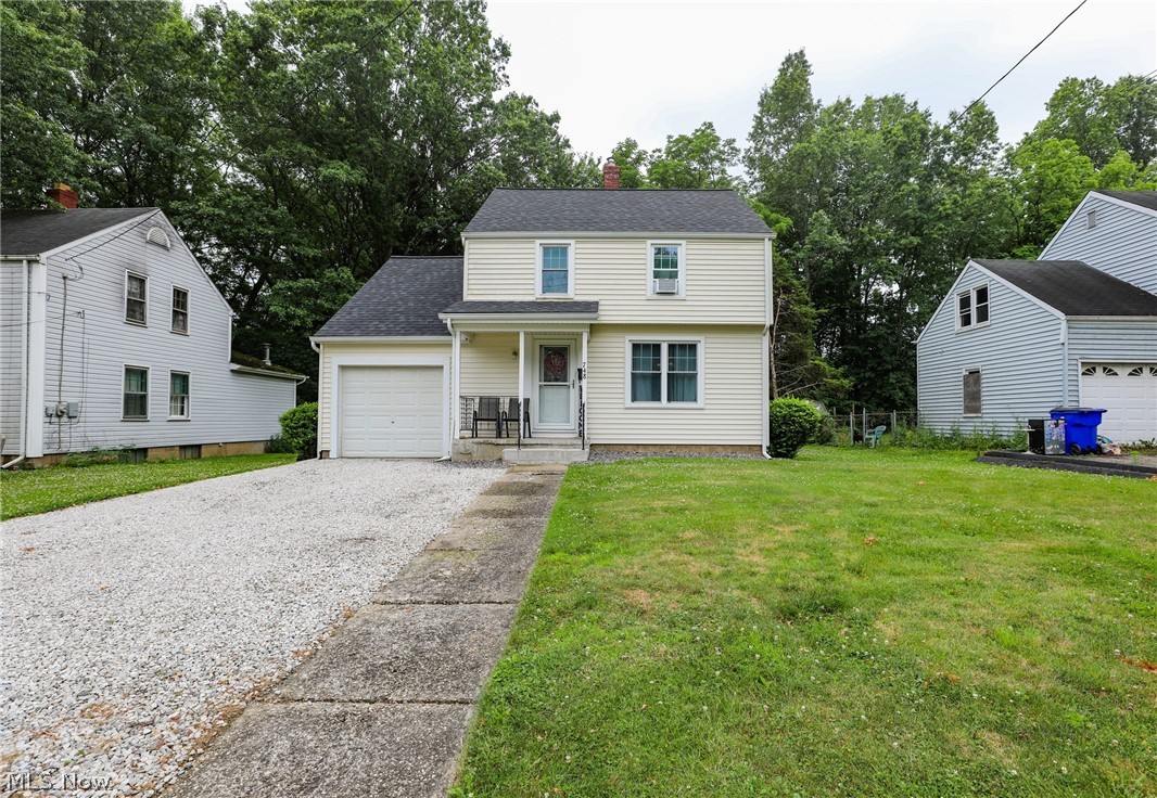 748 Cedar Avenue Ravenna OH 44266