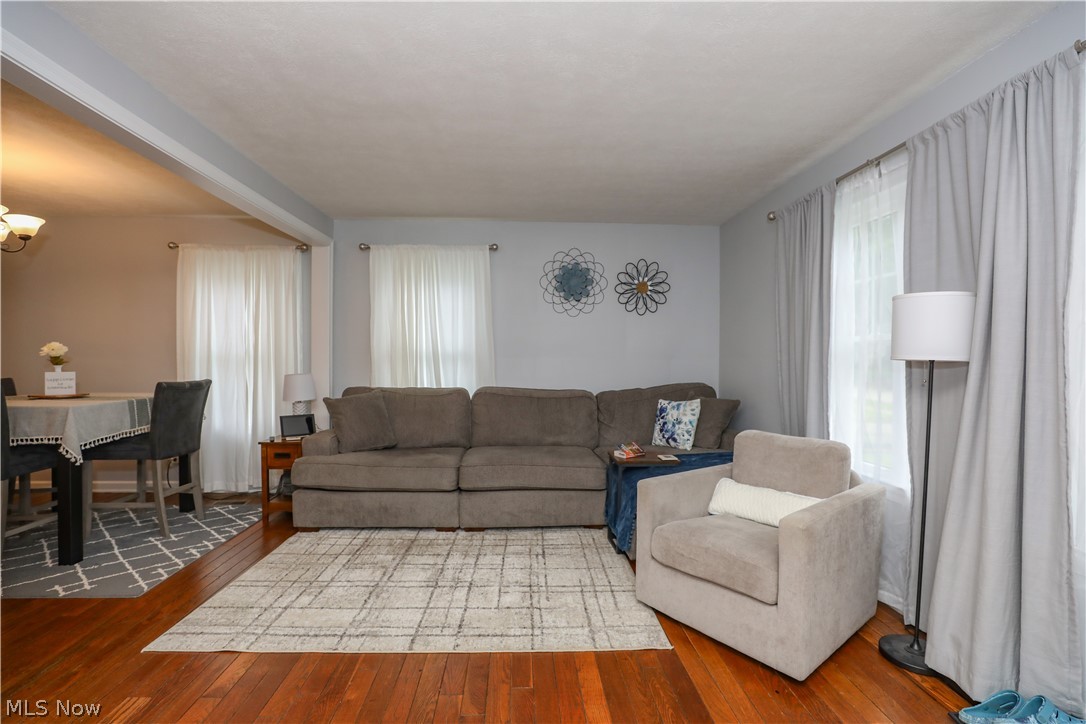 748 Cedar Avenue Ravenna OH 44266