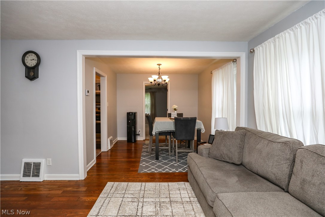 748 Cedar Avenue Ravenna OH 44266
