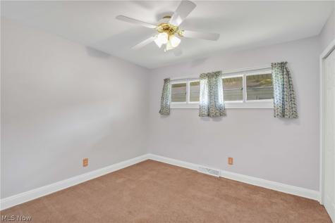490 Abbyshire Drive Berea OH 44017