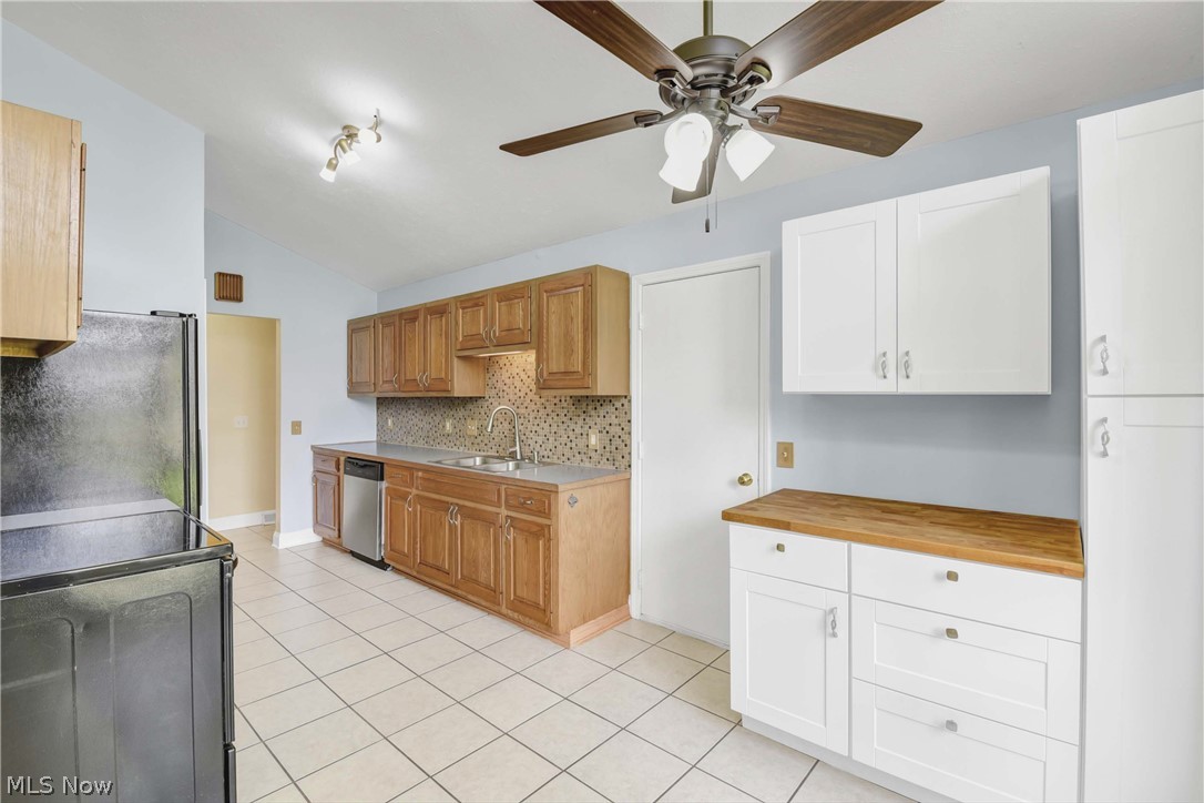 490 Abbyshire Drive Berea OH 44017
