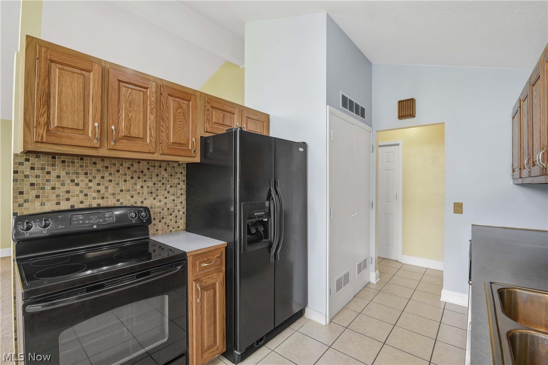 490 Abbyshire Drive Berea OH 44017