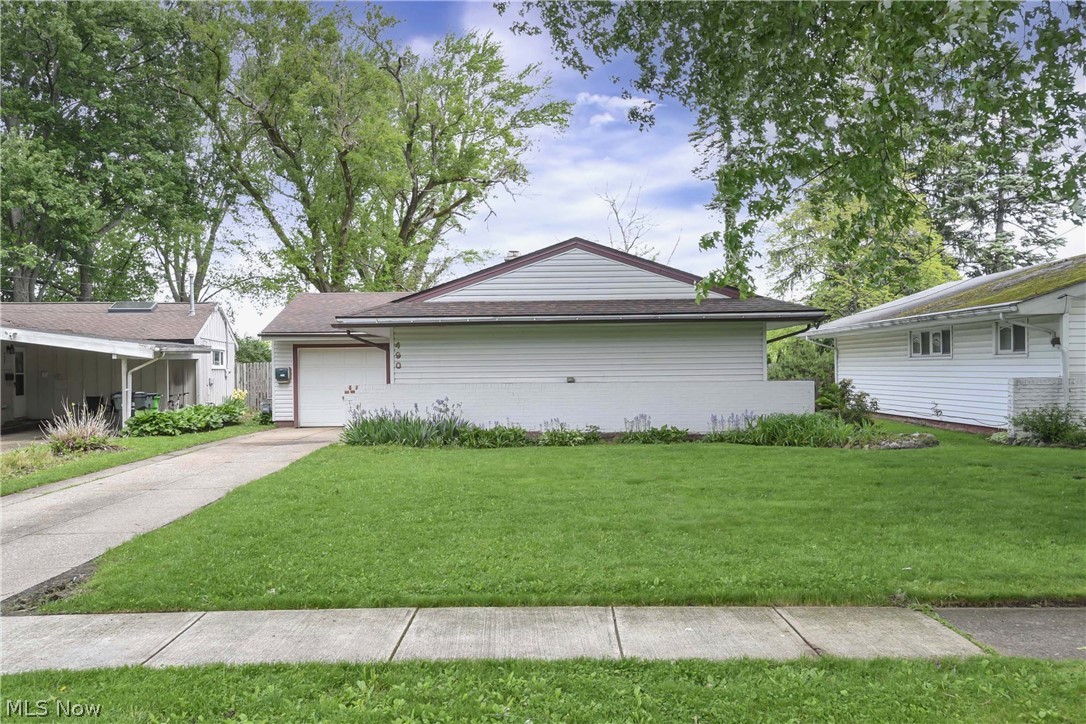 490 Abbyshire Drive Berea OH 44017
