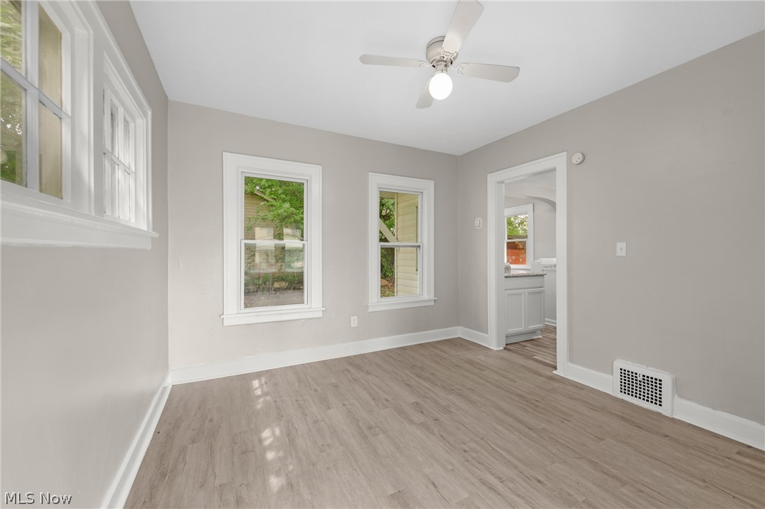 3392 W 91st Street Cleveland OH 44102