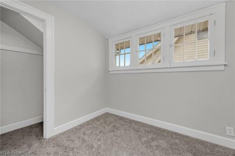 3392 W 91st Street Cleveland OH 44102