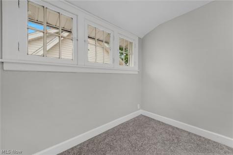 3392 W 91st Street Cleveland OH 44102