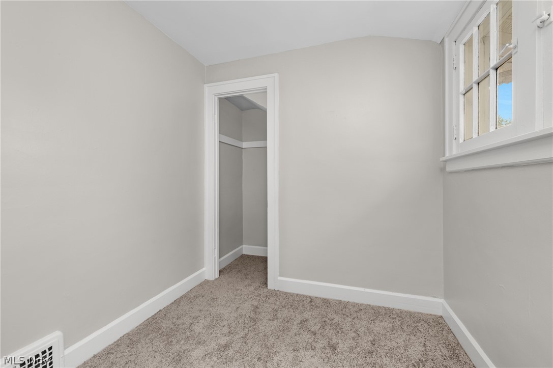 3392 W 91st Street Cleveland OH 44102