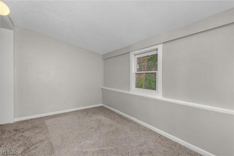 3392 W 91st Street Cleveland OH 44102