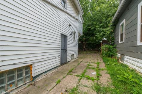 3392 W 91st Street Cleveland OH 44102