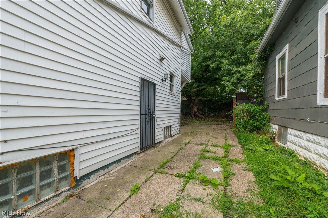 3392 W 91st Street Cleveland OH 44102
