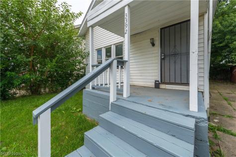 3392 W 91st Street Cleveland OH 44102