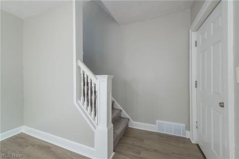 3392 W 91st Street Cleveland OH 44102