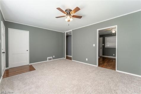 2833 Ellis Avenue NE Canton OH 44705