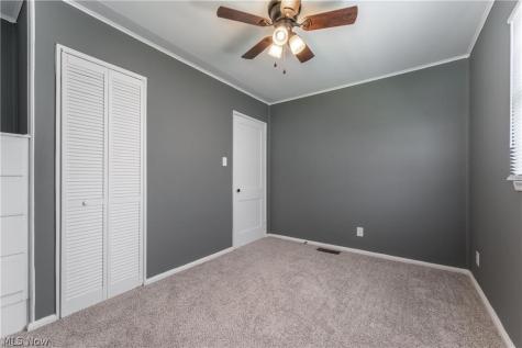 2833 Ellis Avenue NE Canton OH 44705