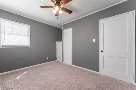 2833 Ellis Avenue NE Canton OH 44705
