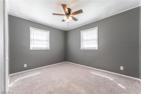 2833 Ellis Avenue NE Canton OH 44705