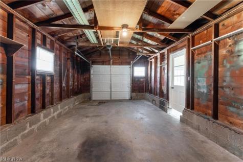 2833 Ellis Avenue NE Canton OH 44705