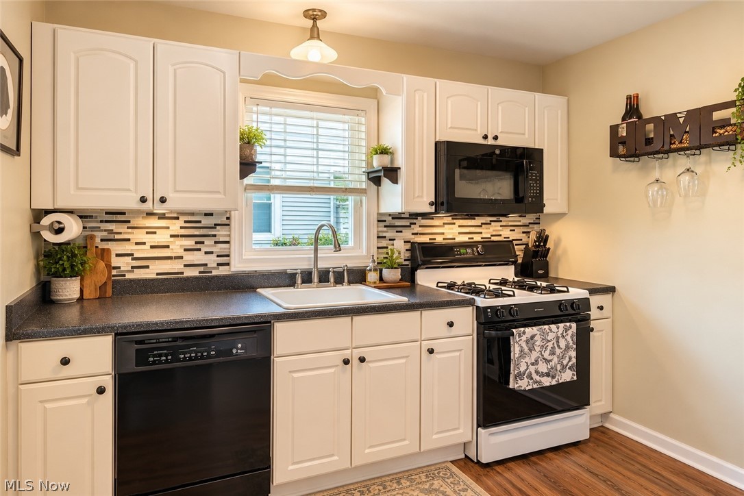 525 Waverly Road Eastlake OH 44095