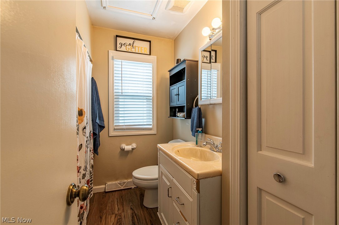 525 Waverly Road Eastlake OH 44095