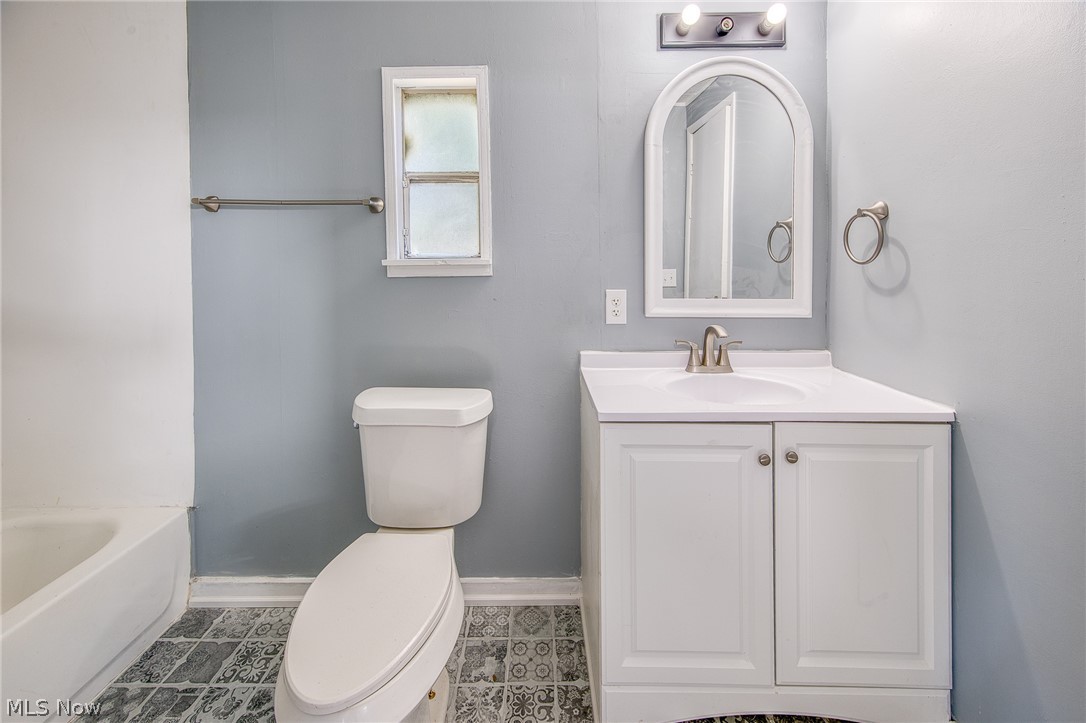 172 Paradise Boulevard Madison OH 44057