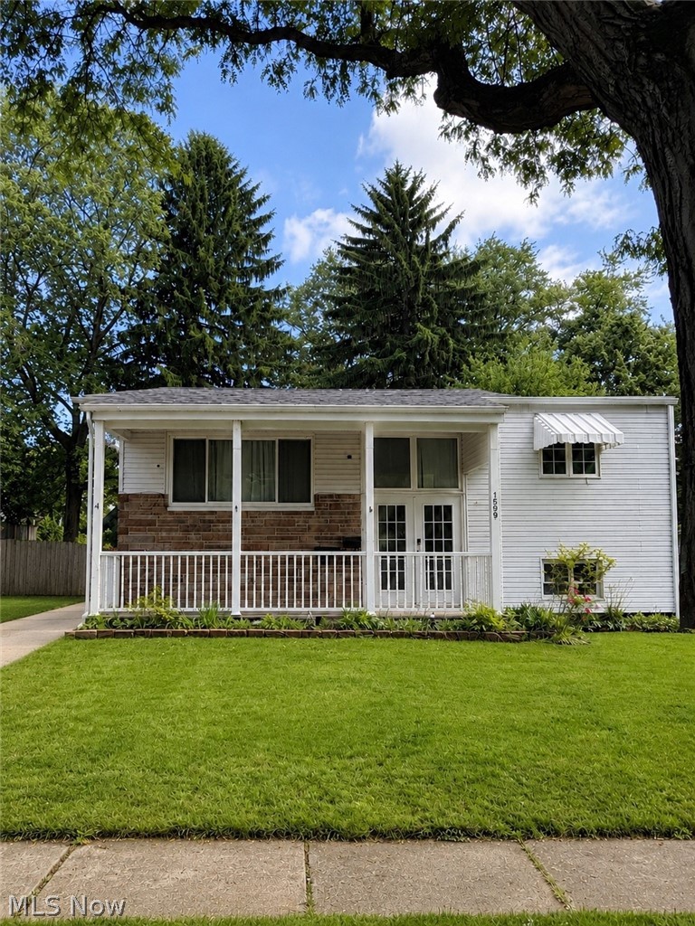 1599 Herkender Avenue Akron OH 44310