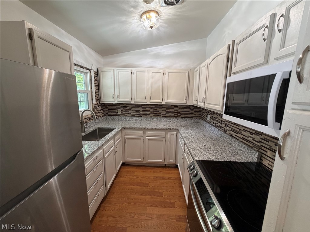 1599 Herkender Avenue Akron OH 44310
