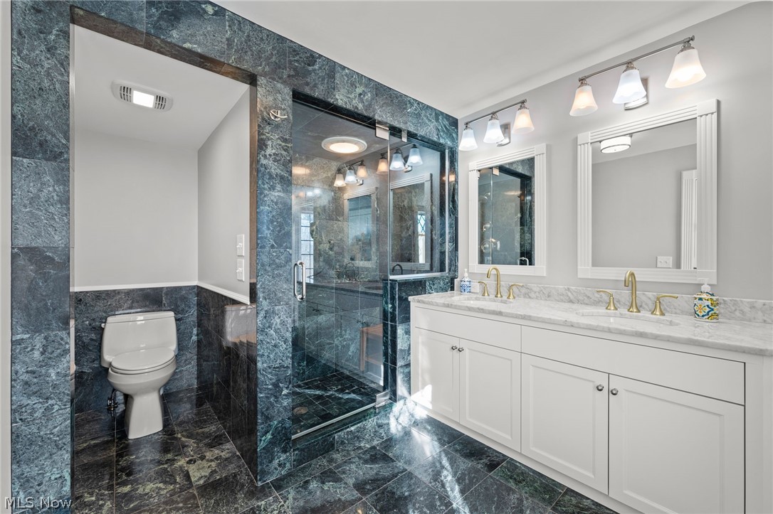 20789 Shaker Boulevard Shaker Heights OH 44122