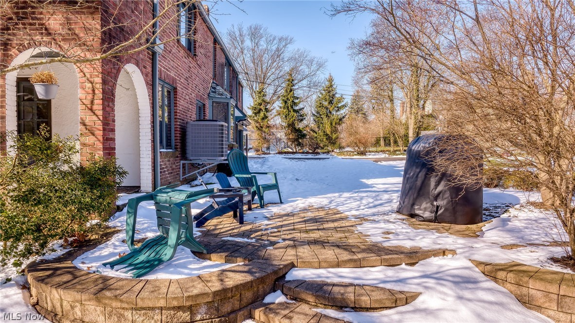 20789 Shaker Boulevard Shaker Heights OH 44122