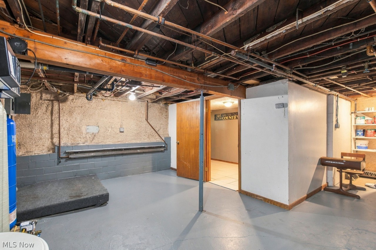 8771 Akron Avenue NW Canal Fulton OH 44614