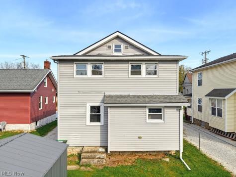 2374 Lakeside Drive Lakemore OH 44250