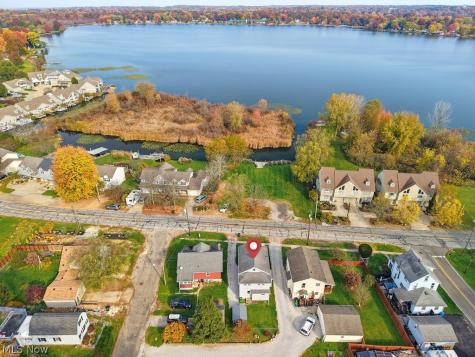 2374 Lakeside Drive Lakemore OH 44250