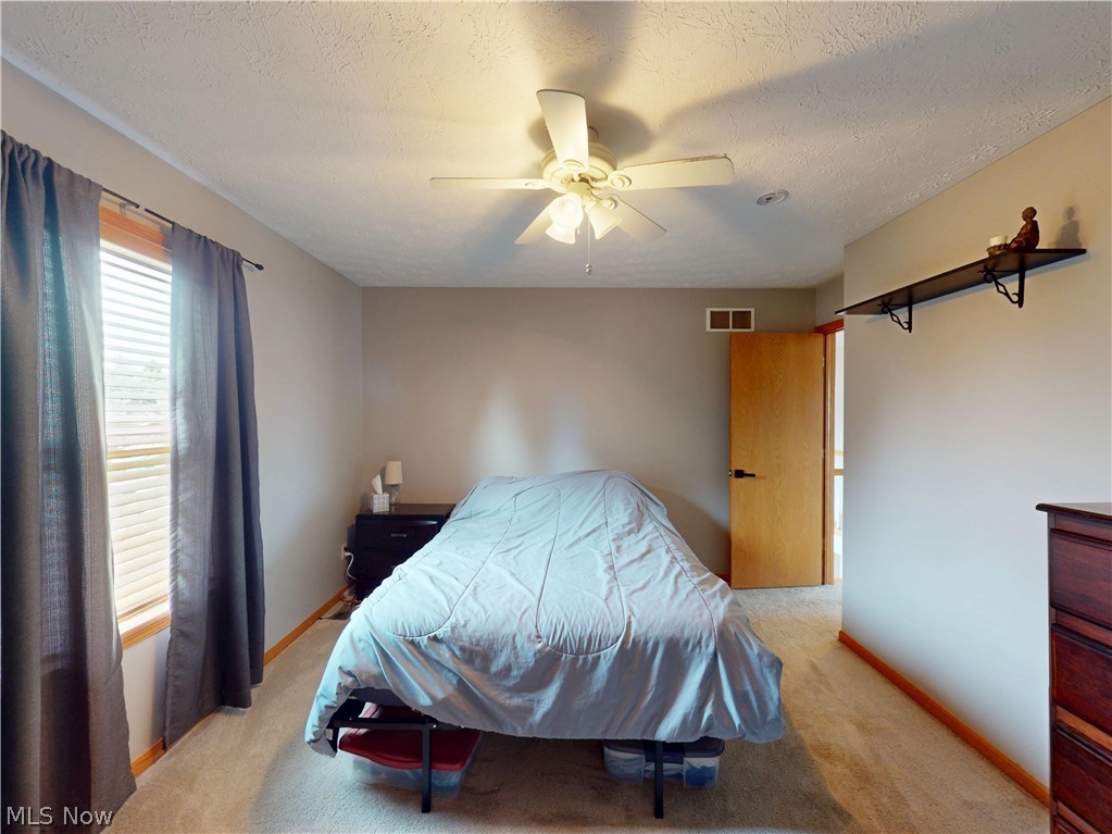 2450 Fairchild Circle NW Uniontown OH 44685