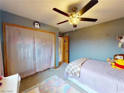 2450 Fairchild Circle NW Uniontown OH 44685