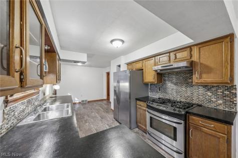 1409 W 40th Street Lorain OH 44053