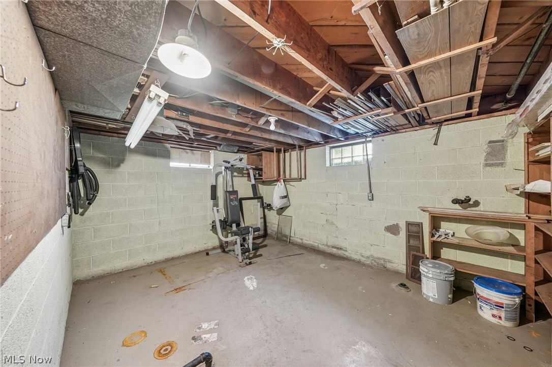 1409 W 40th Street Lorain OH 44053