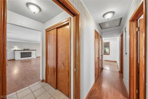 1409 W 40th Street Lorain OH 44053