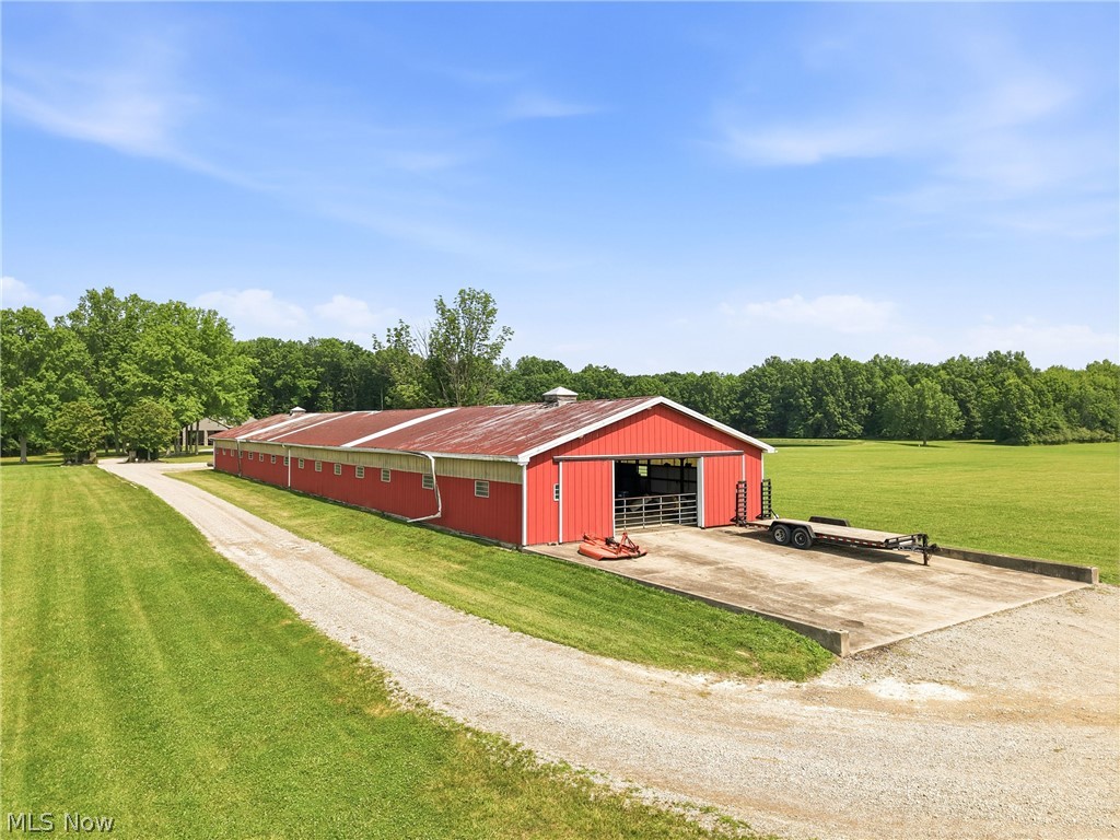 2609 Warren Meadville Road Cortland OH 44410