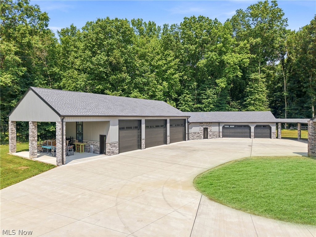 2609 Warren Meadville Road Cortland OH 44410