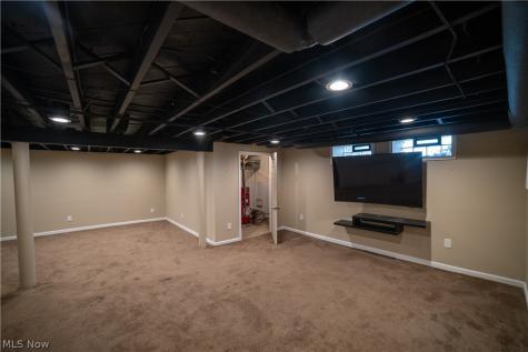 285 E 216th Street Euclid OH 44123