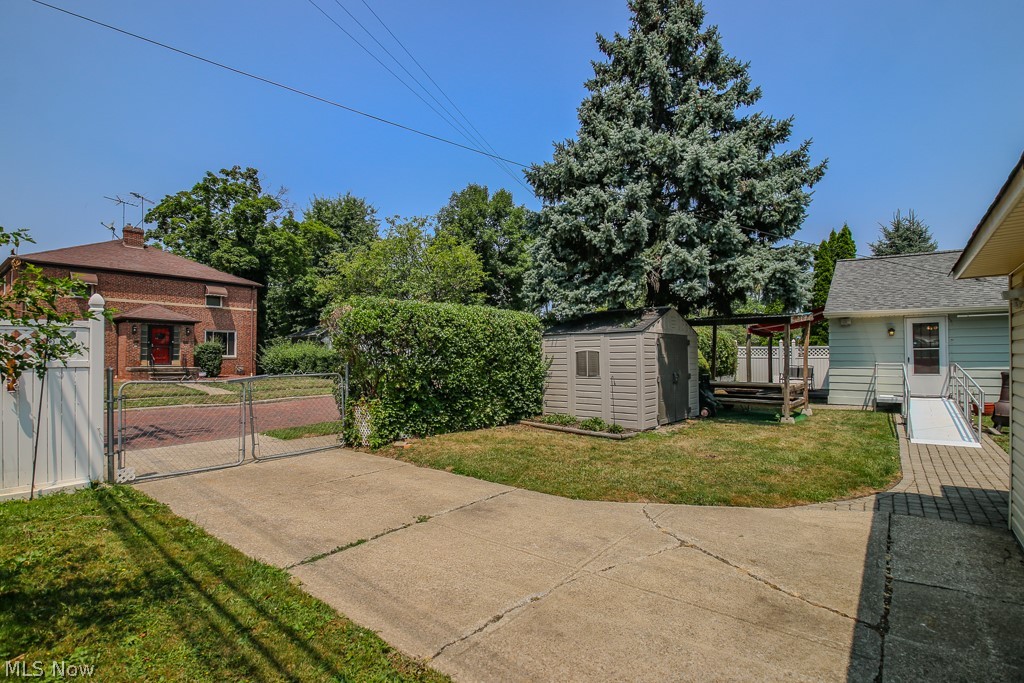 17602 Brazil Road Cleveland OH 44119
