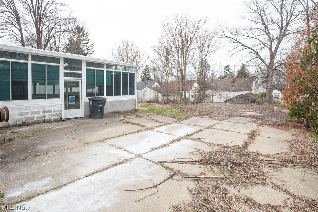 1326 Crestview Avenue Akron OH 44320