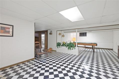 241 Hilltop Drive Doylestown OH 44230