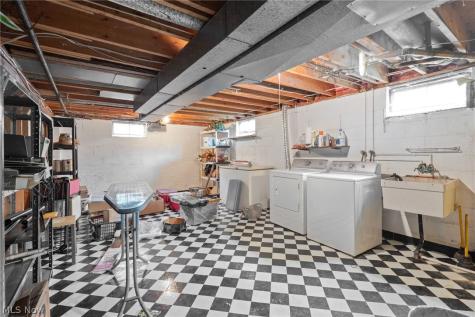 241 Hilltop Drive Doylestown OH 44230