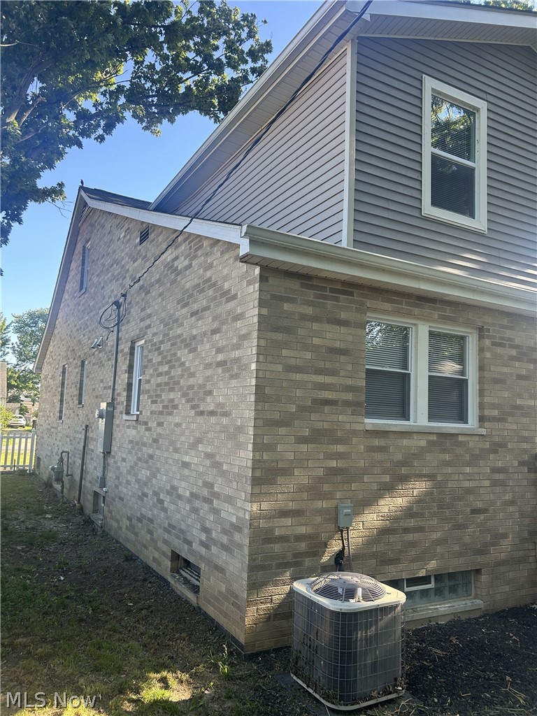 24371 Hartland Drive Euclid OH 44123