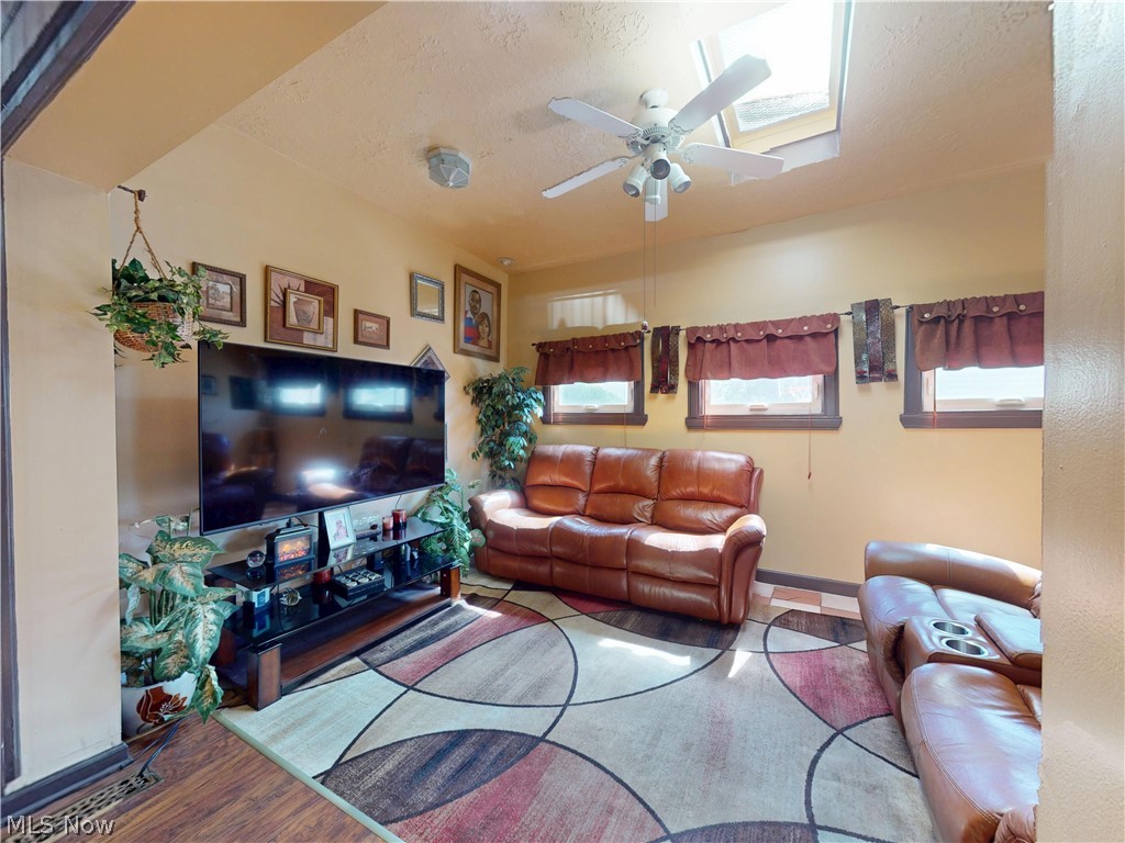 3073 W 116th Street Cleveland OH 44111